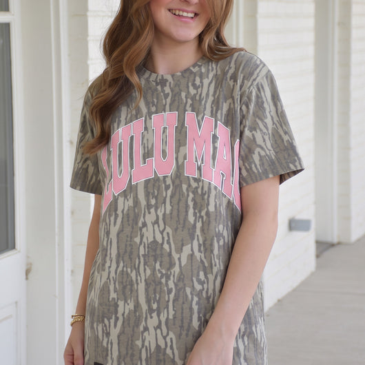 LM-TS-1001 LM MOSSY OAK BOTTOMLAND PRINT TEE W/ LIGHT PINK