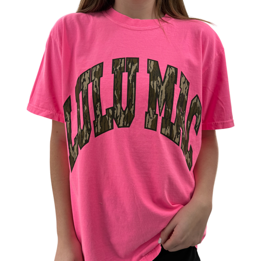 LM-MO-1000 Mossy Oak Bottomland Adult Neon Pink Comfort Colors Mossy Oak Tee